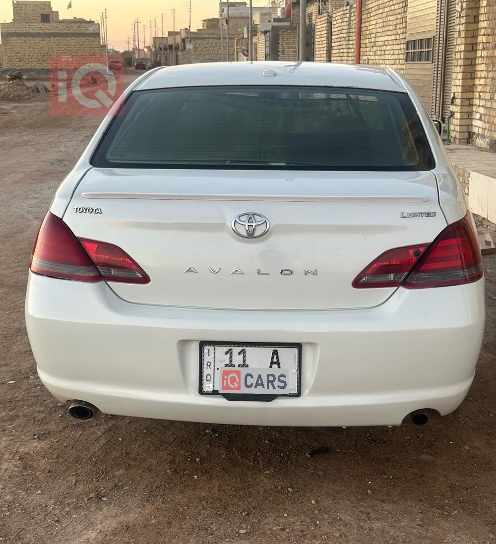 تويوتا أفالون